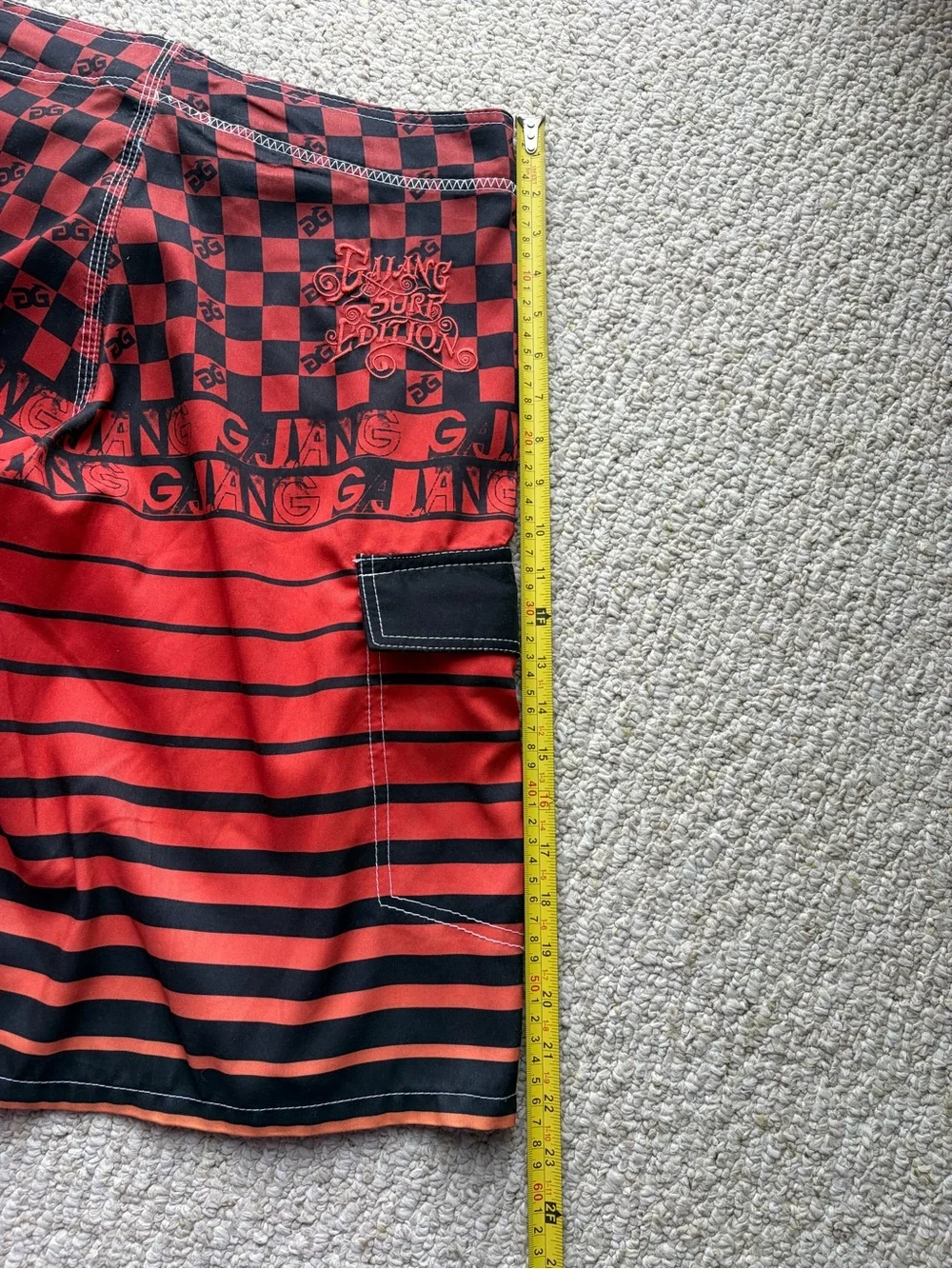 Y2K Board shorts Surf short Edition. Checkered pattern. Baggy fit.